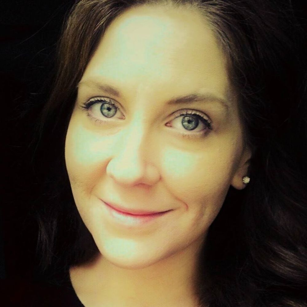 Meet your Posher, Adrienne